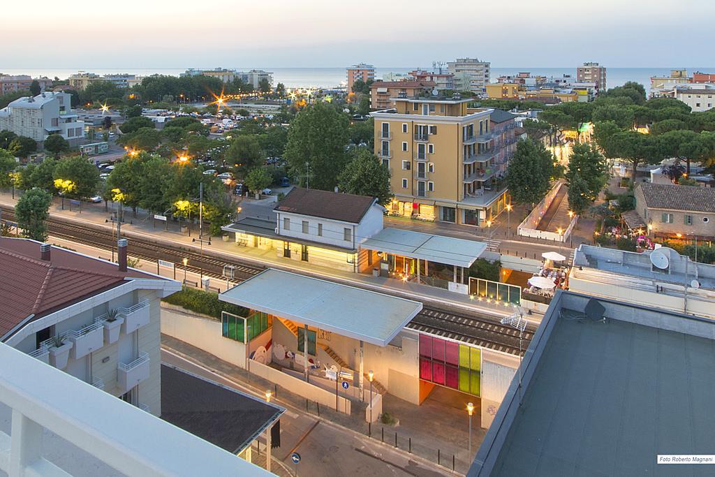 Apartament Attico Stema Luxury Misano Adriatico Zewnętrze zdjęcie